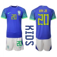 Brasil Vinicius Junior #20 Fotballklær Bortedraktsett Barn VM 2022 Kortermet (+ korte bukser)